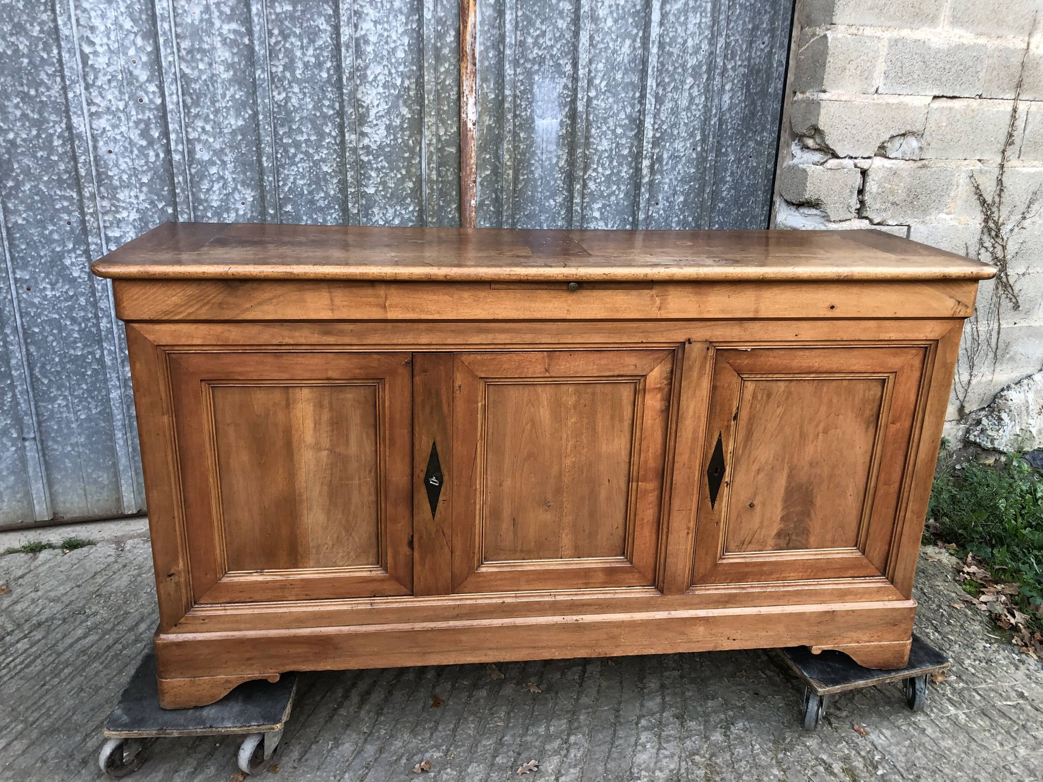Louis Philippe style sideboard in solid walnut with 3 doors and 1 pull-out shelf.