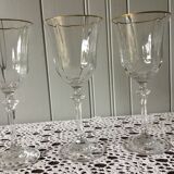 Verres à pieds anciens