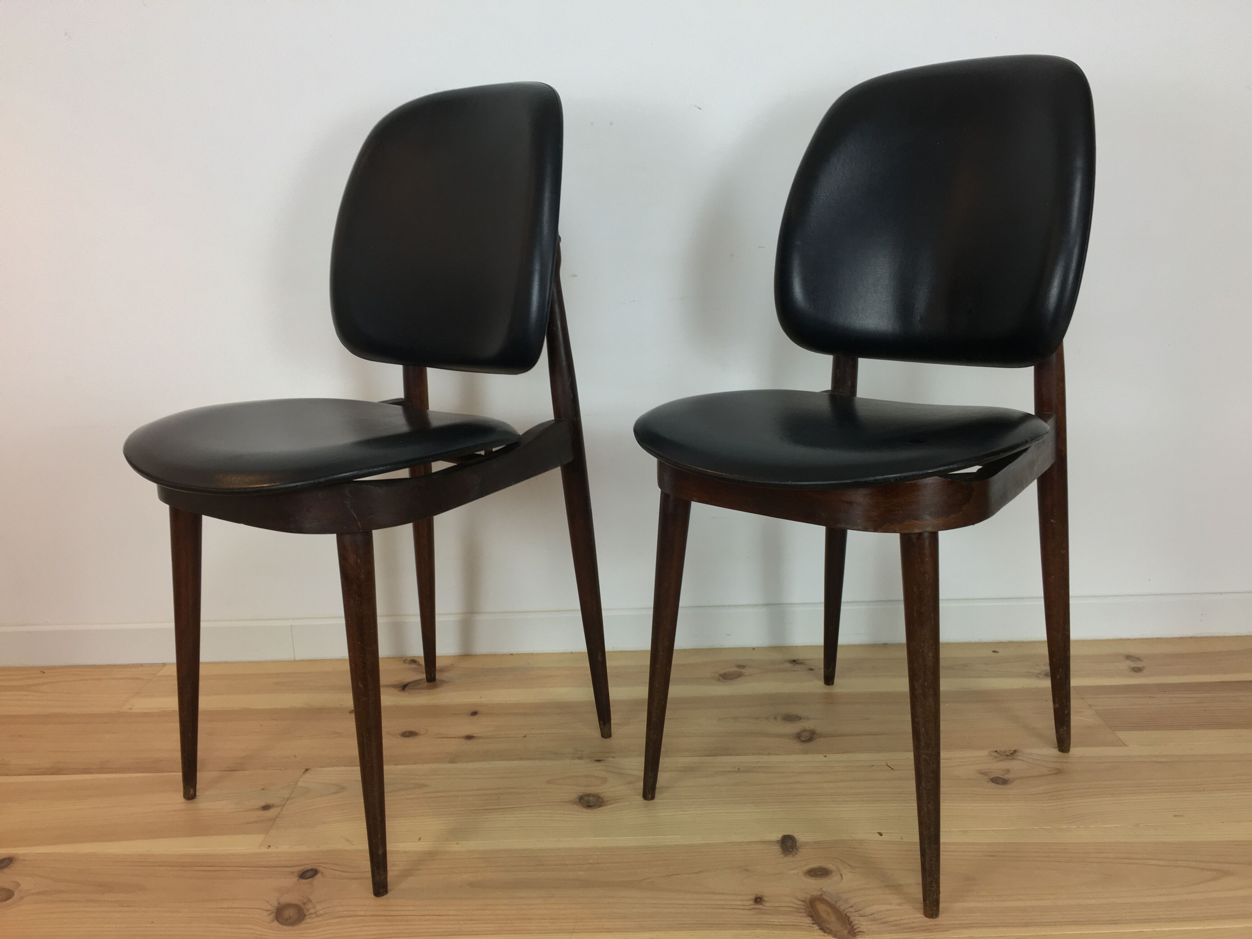 Pegasus chair by Baumann, black