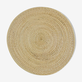 Table set or underside made of natural fiber