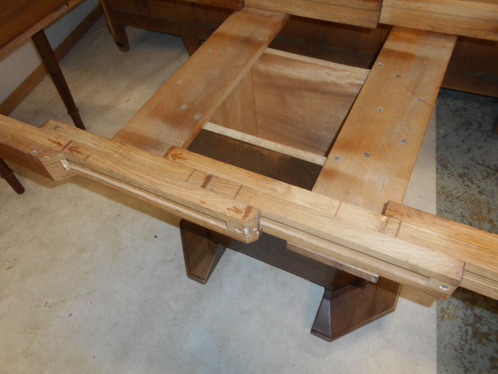 Art deco dining table