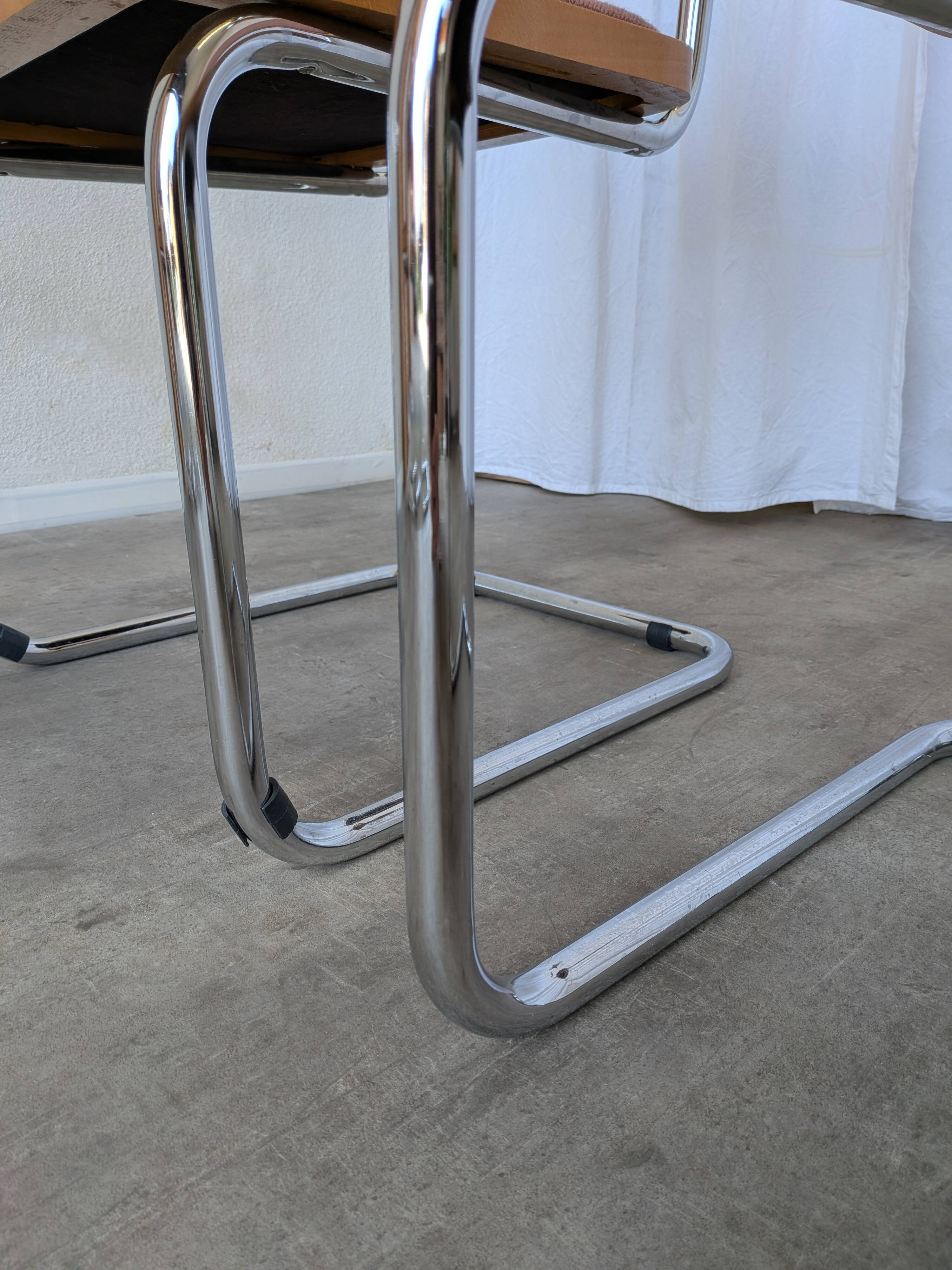 Ensemble de 8 chaises vintage Cesca par Bene Austria, chaises de salle à manger en chrome des années 50.
