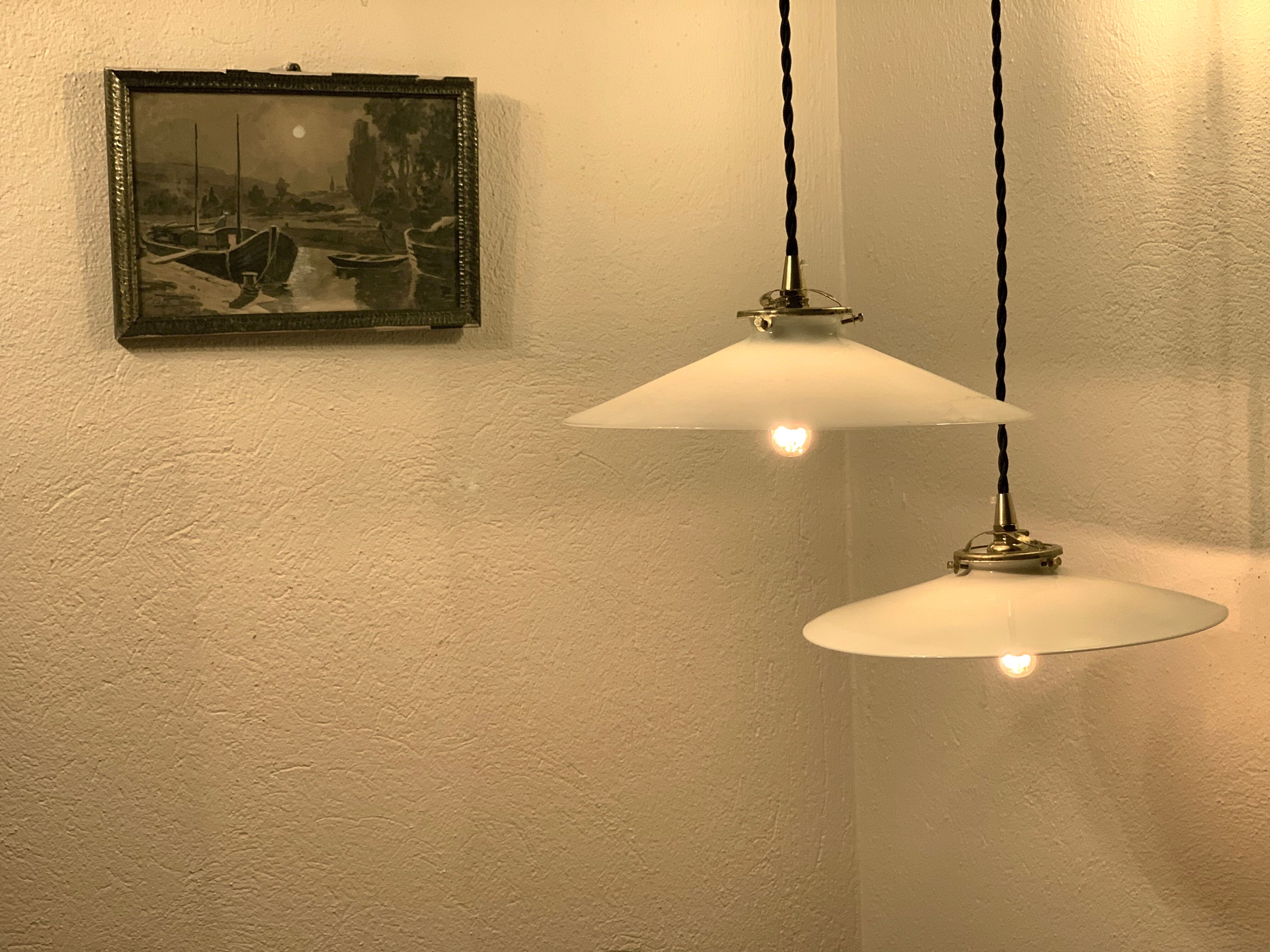 Pair of suspensions bistrot 1920 opaline