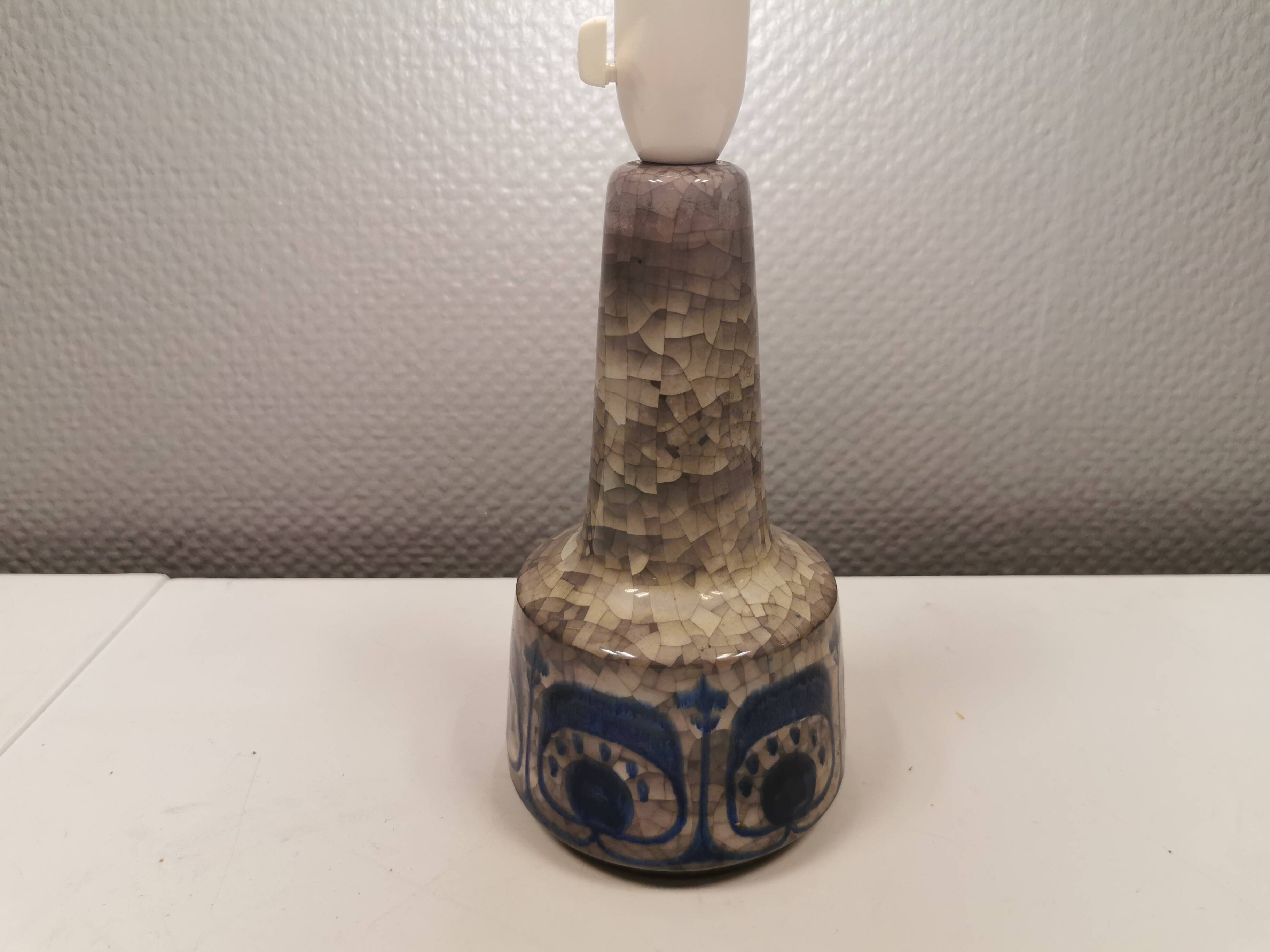 Ceramic table lamp in Grey/Blue crackled glaze, made by Michael Andersen Denmark