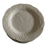 Set of 12 English earthenware plates Burleigh Davenport relief Vine leaf and strawberries