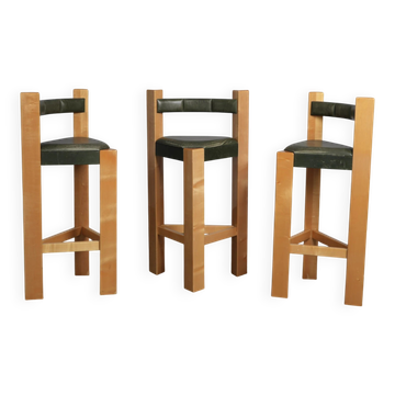 Ensemble de 3 tabourets de bar en bois et cuir, Pays-Bas, années 1990.