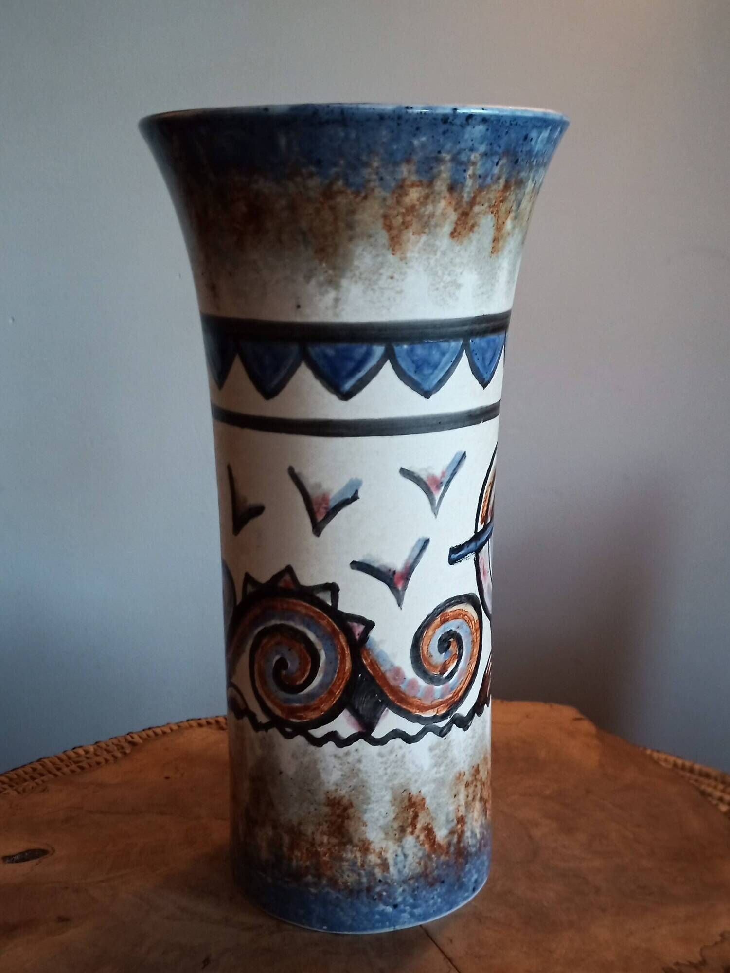 Vase en céramique de Quimper signé Fouillen