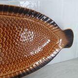 Sarreguemines / Large serving platter and matching fish-shaped sauce boat