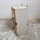 Pharmacy or toilet cabinet