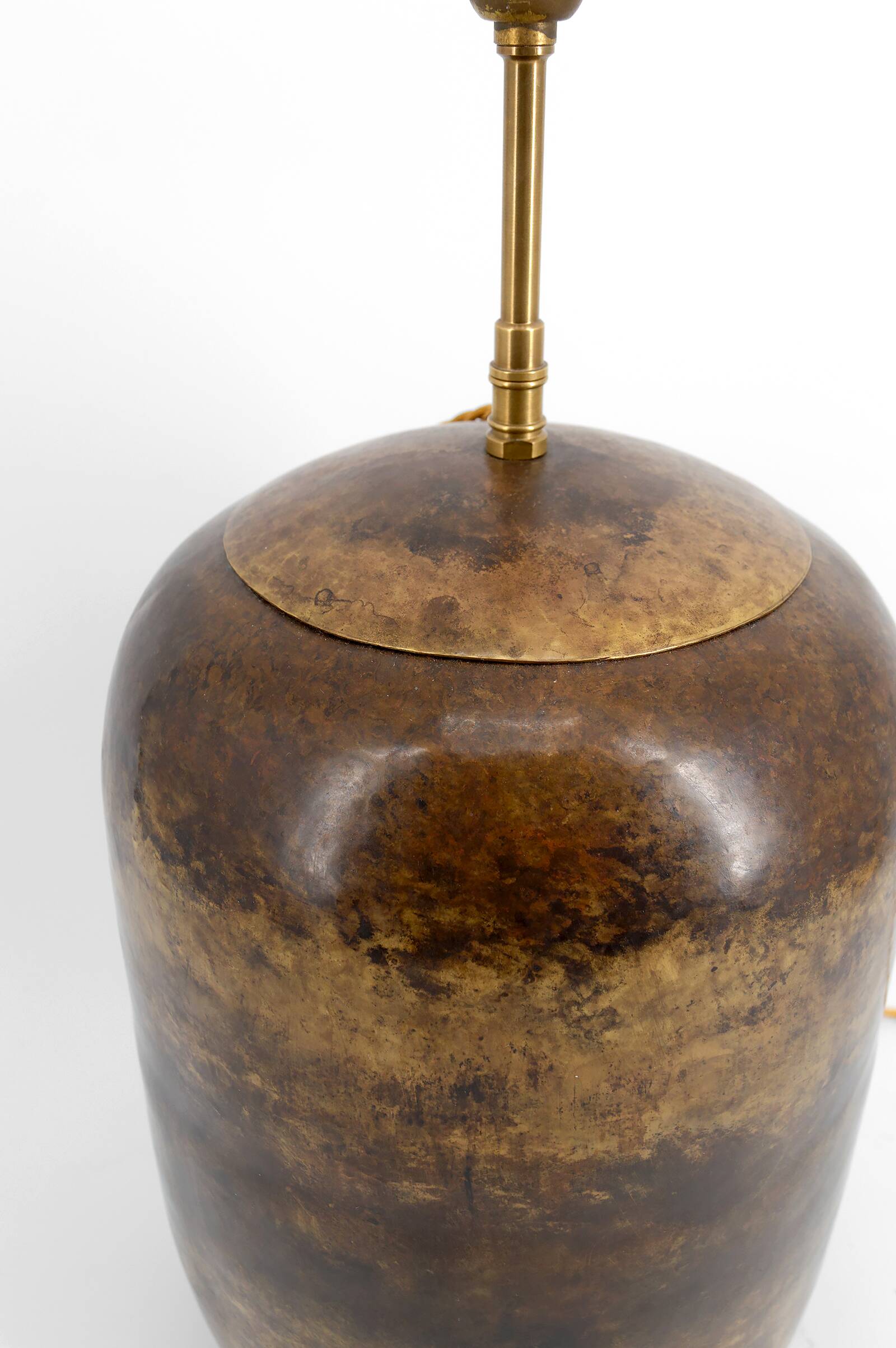 Art Deco modernist lamp in patinated brass, circa 1930.