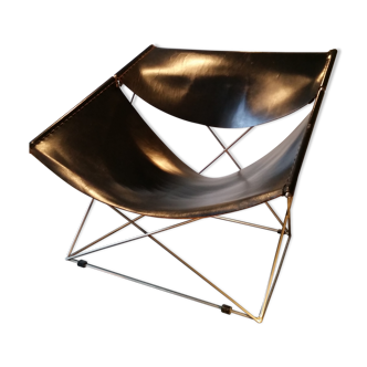 F675  "butterfly" armchair by Paulin Pierre