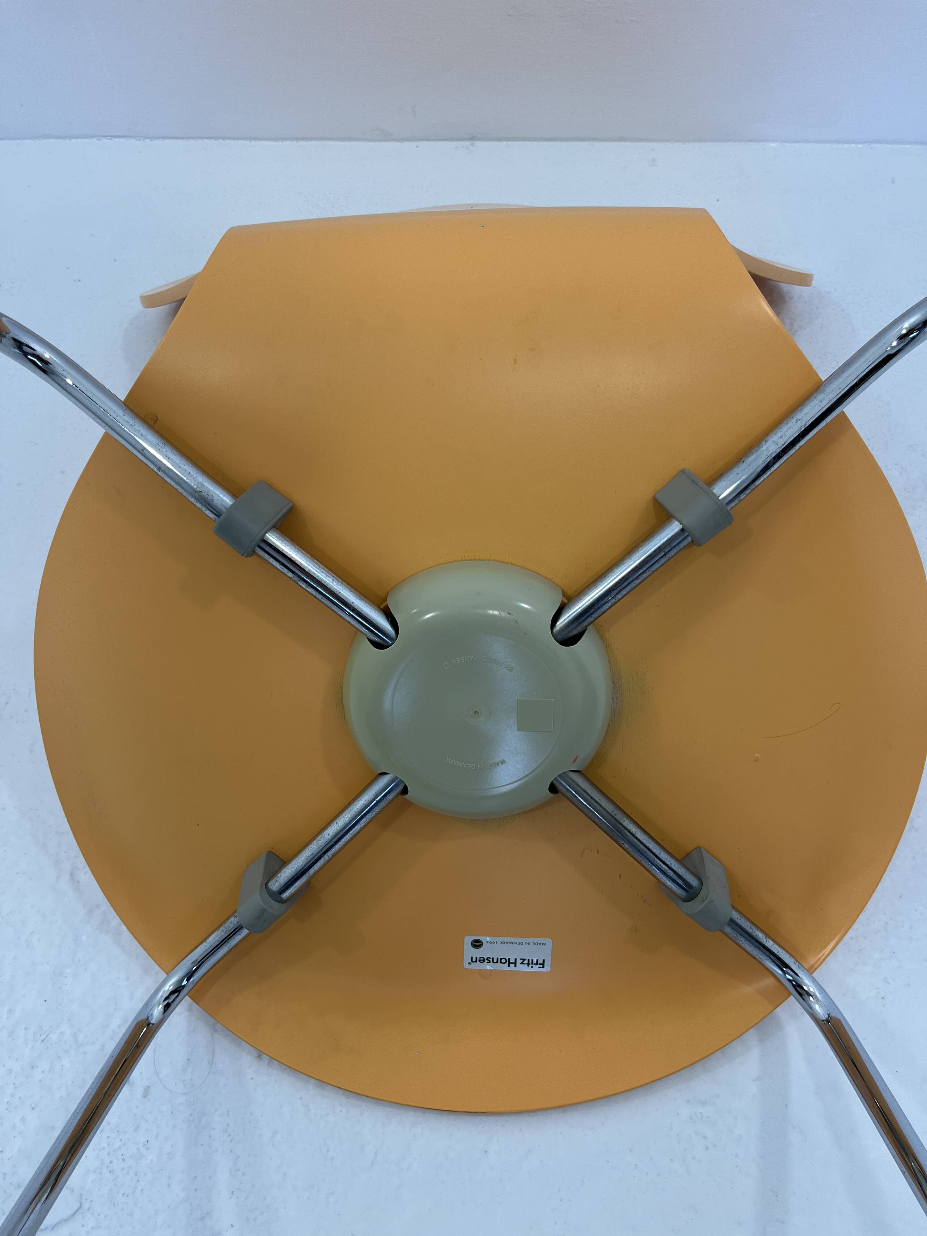 Model 3107 Chair by Arne Jacobsen, 1980s