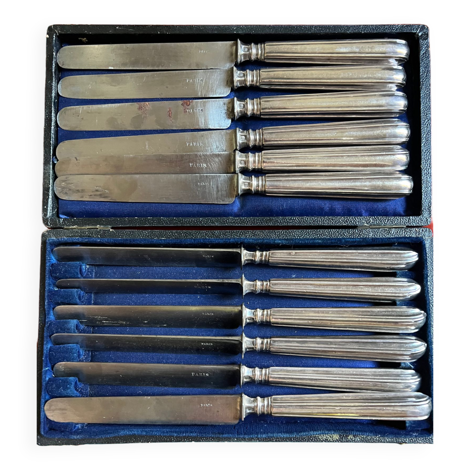 Couteau dessert traditionnel en ébène et métal argenté
