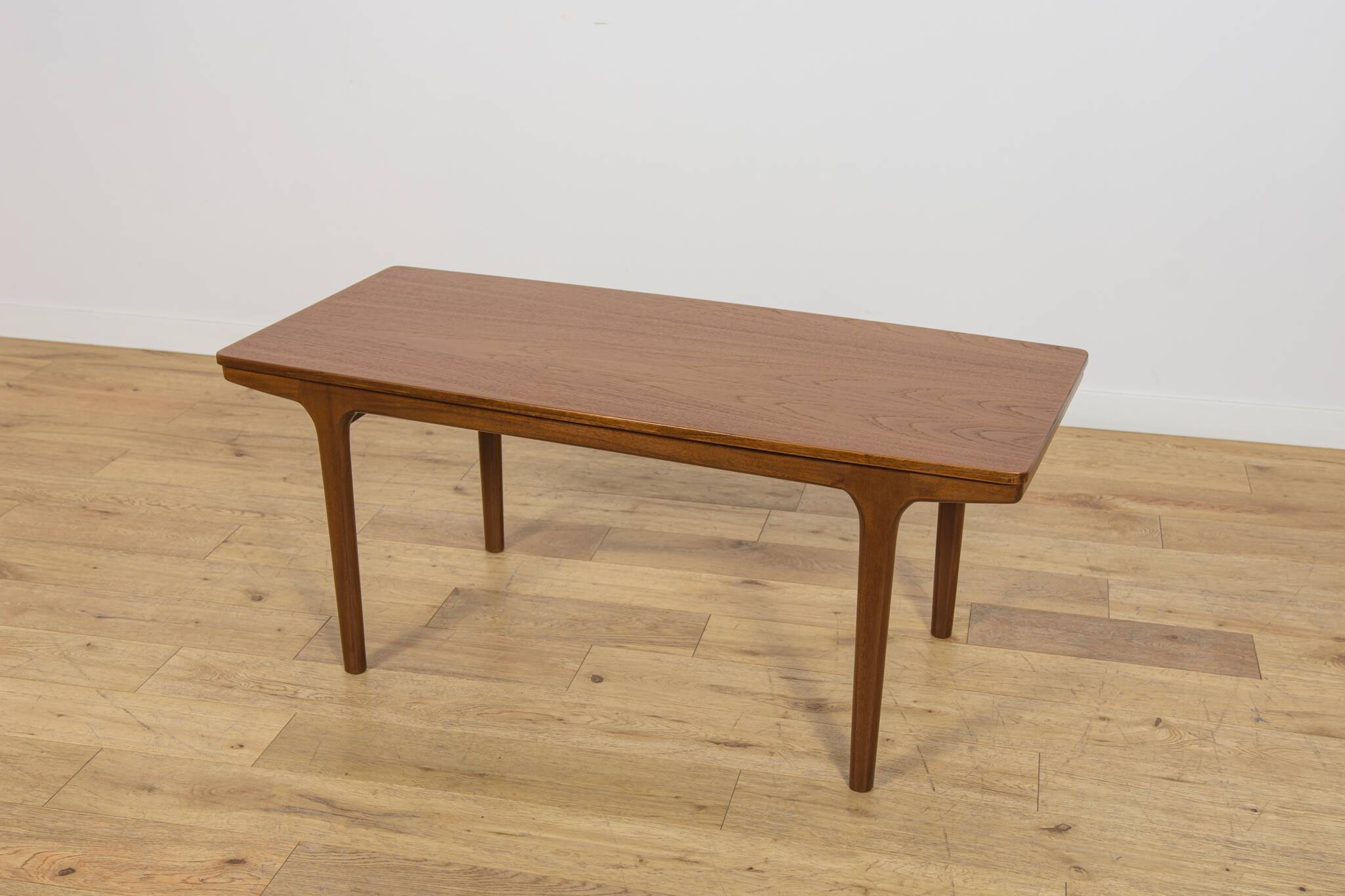 Mid-Century Modern Teak Coffee Table from McIntosh, 1960s