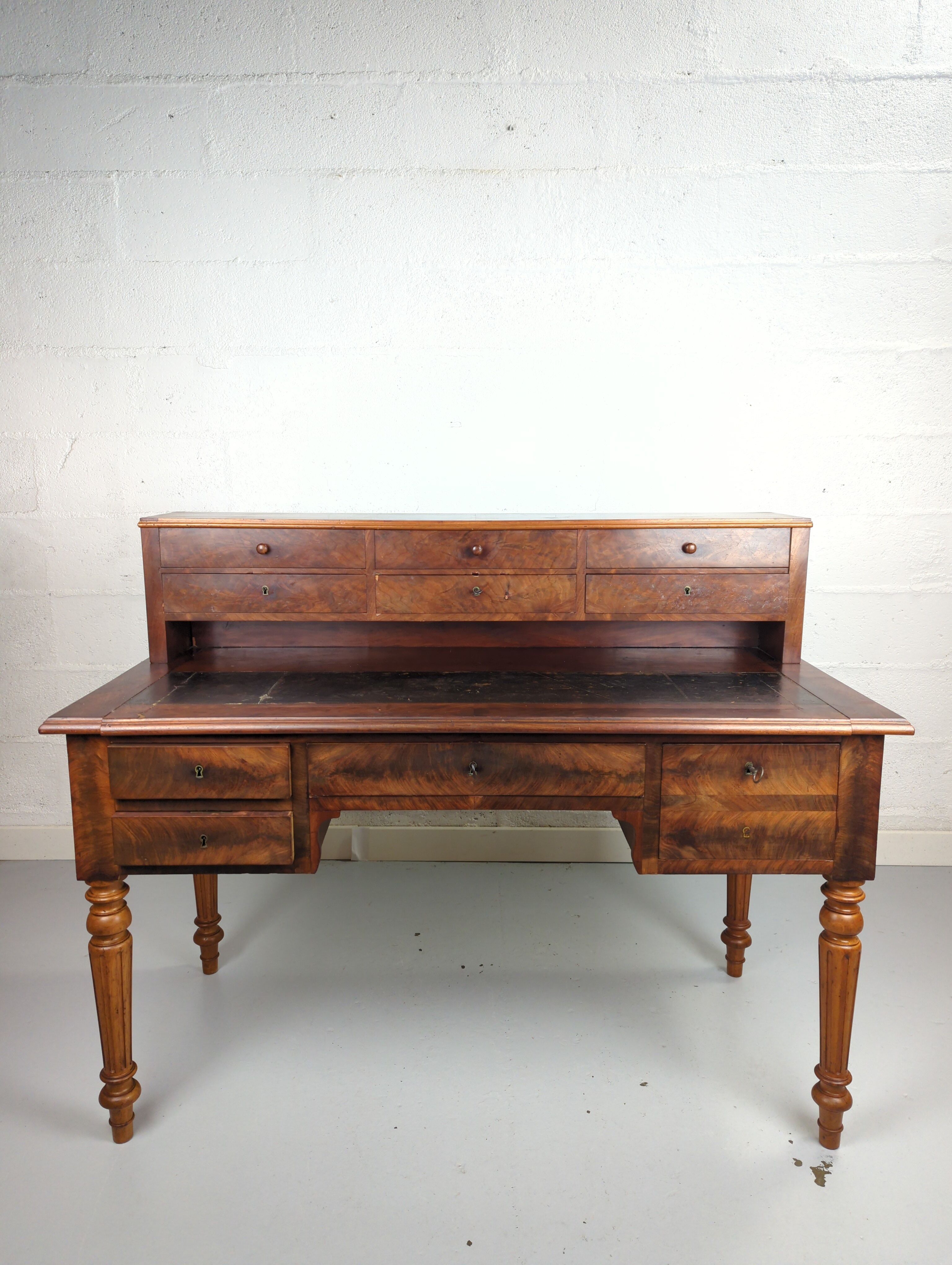 Bureau à gradin Louis-Philippe en acajou