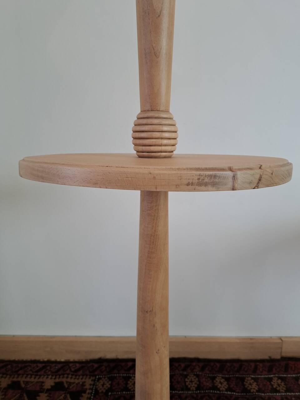 Light wood floor lamp with Art Deco wooden shelf