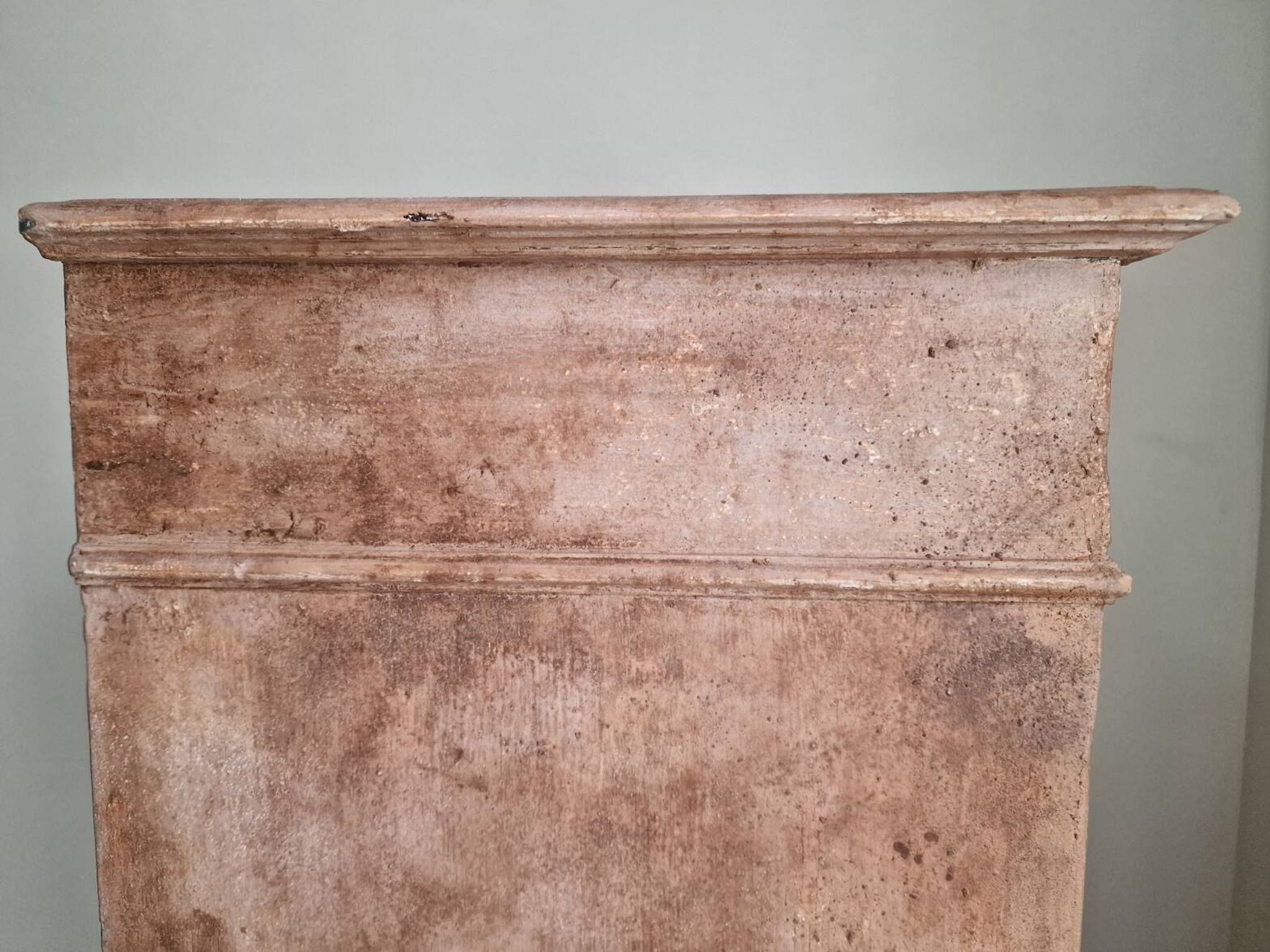 Semainier / chiffonnier commode haute patine florentine