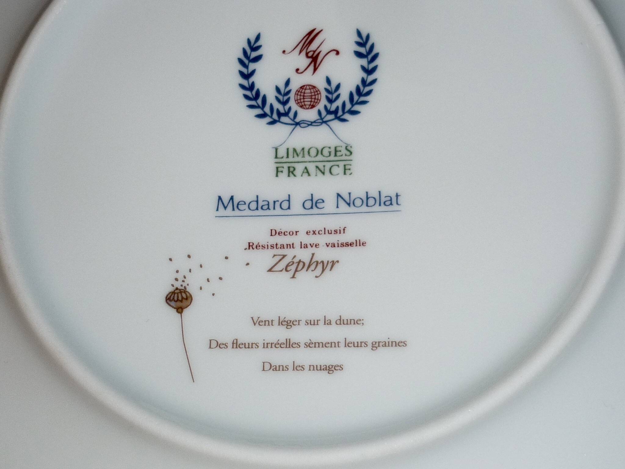 Zéphyr MdN plate in Limoges porcelain