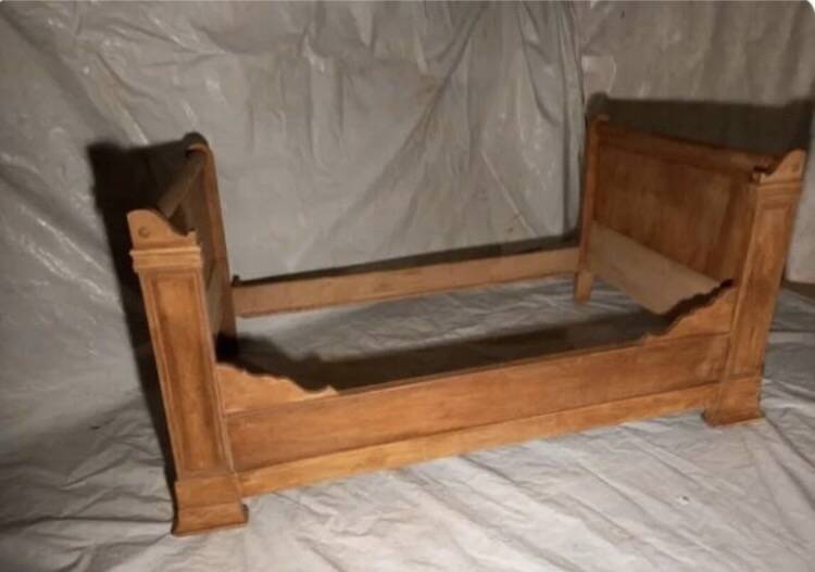 Lit bateau ancien