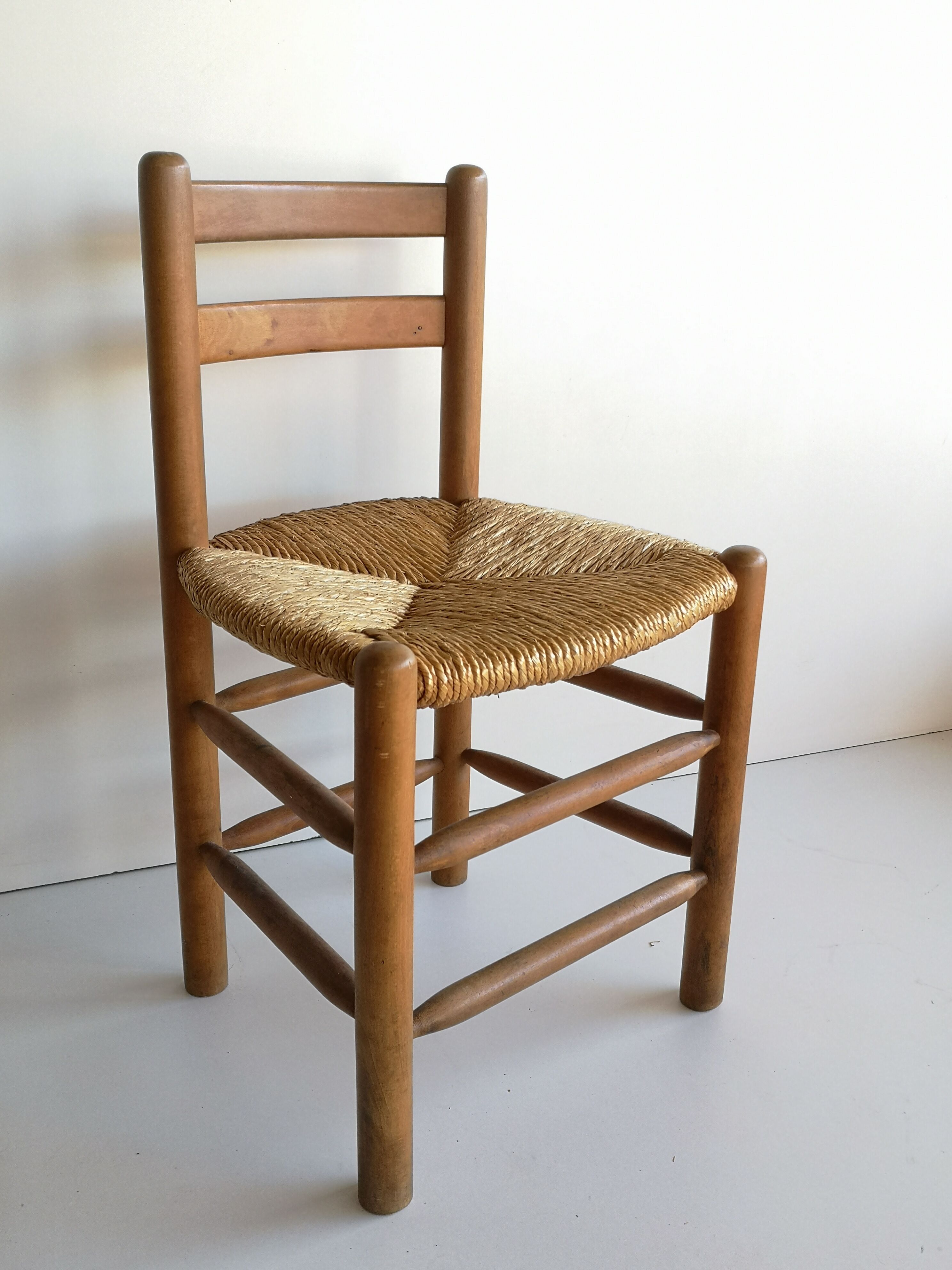 Set de 8 chaises paillées, années 60