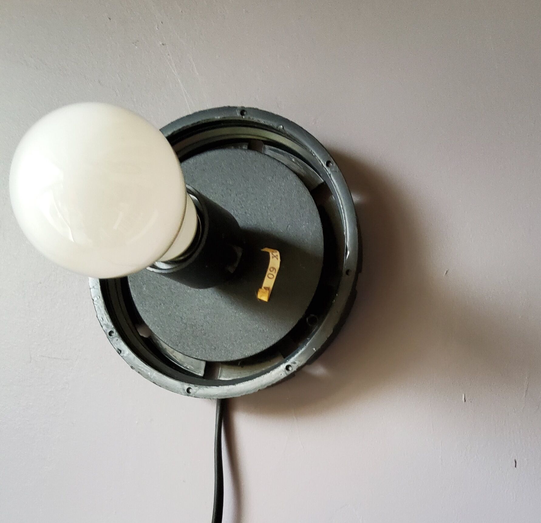 Lampes ballon, Bilumen par Yves Chritin, Italie