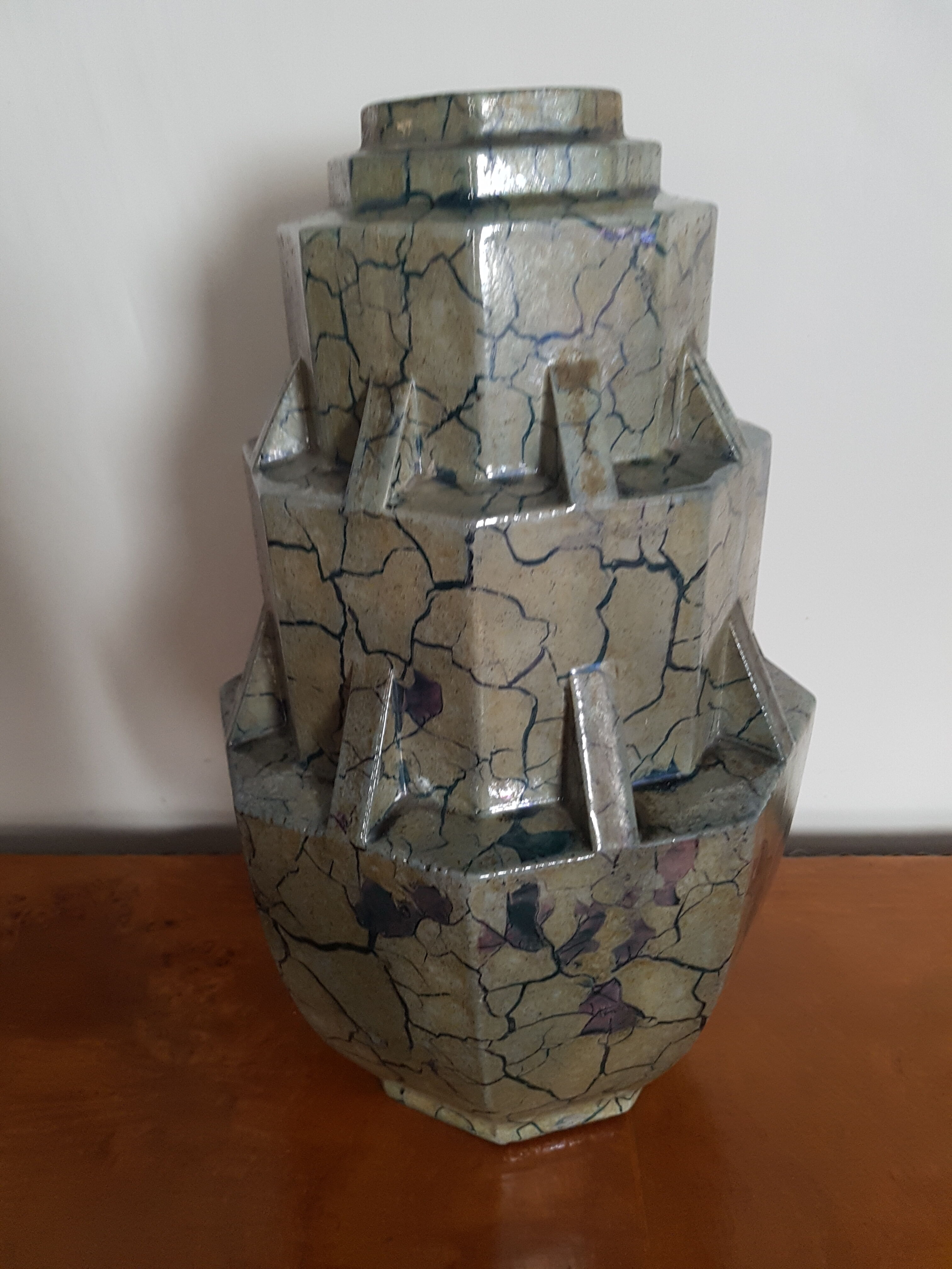 Vase à gradins Art Déco, Ecole de Nancy, Mougin, numéroté