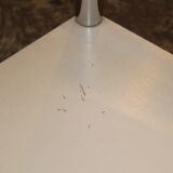 Set de 3 chaises années 70 blanches et inox