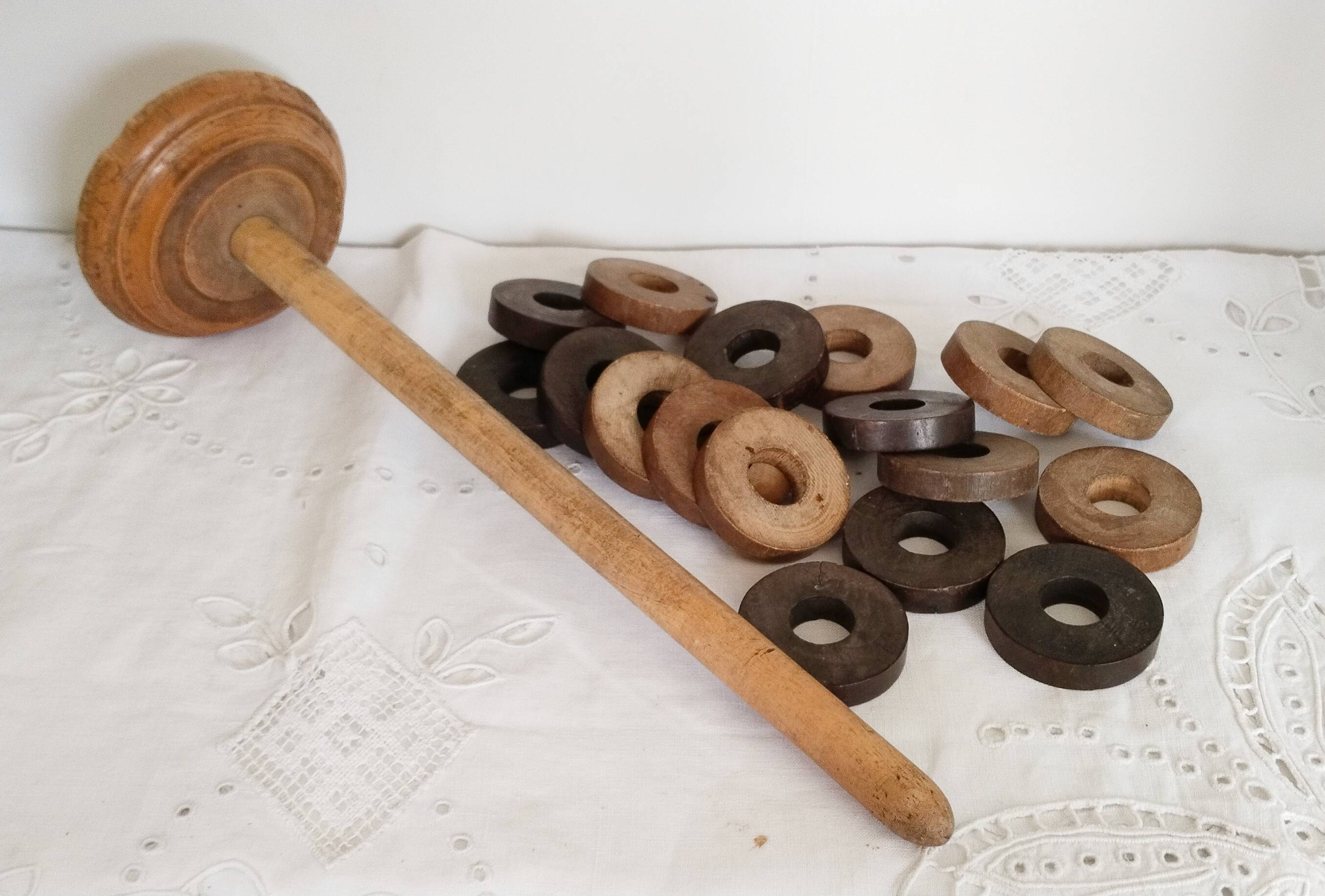 Bezette game, old, handcrafted, Norman game