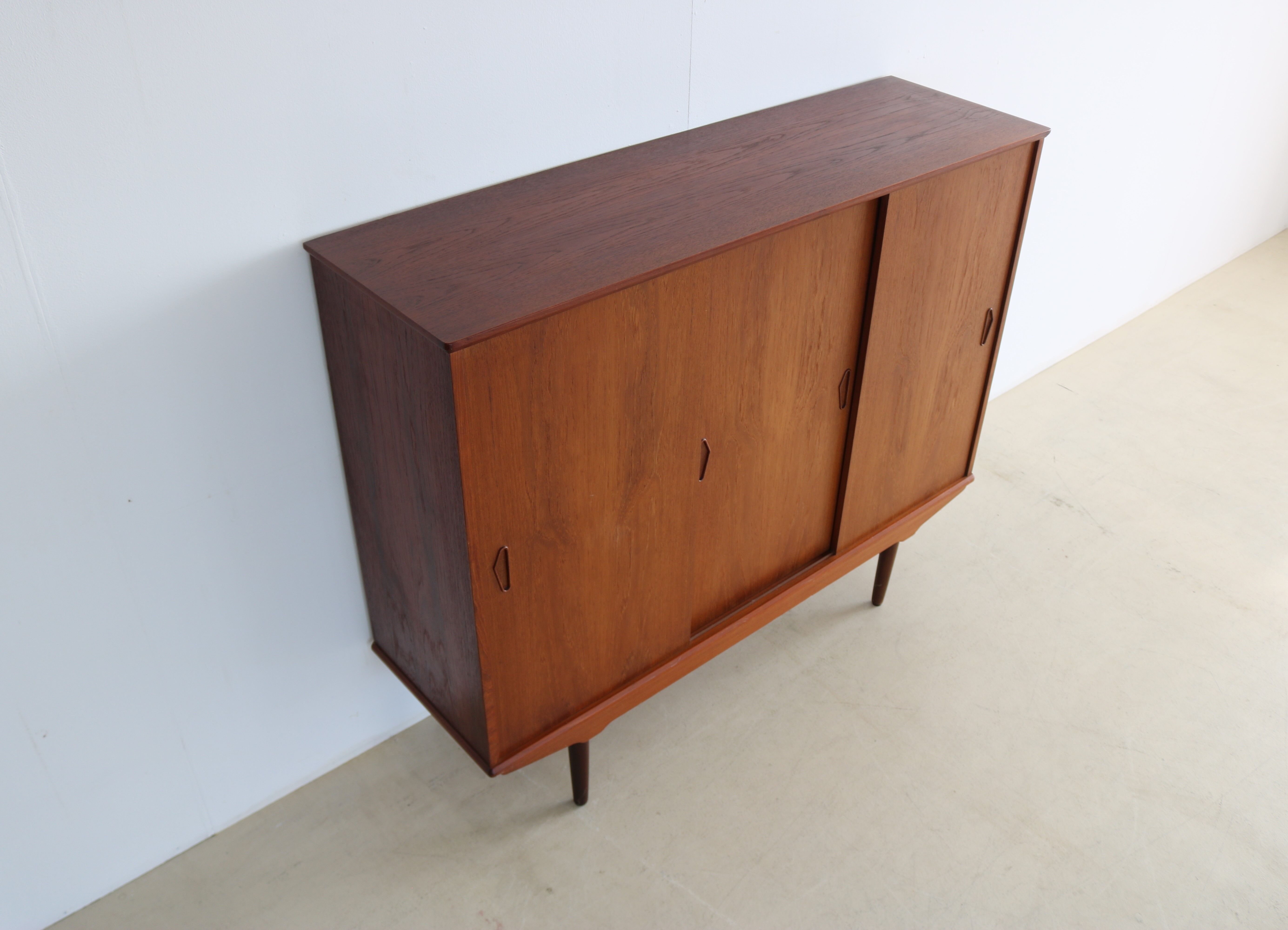 Vintage wall cabinet | sideboard | 60s | danish