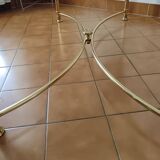 Table basse en laiton et verre fumé