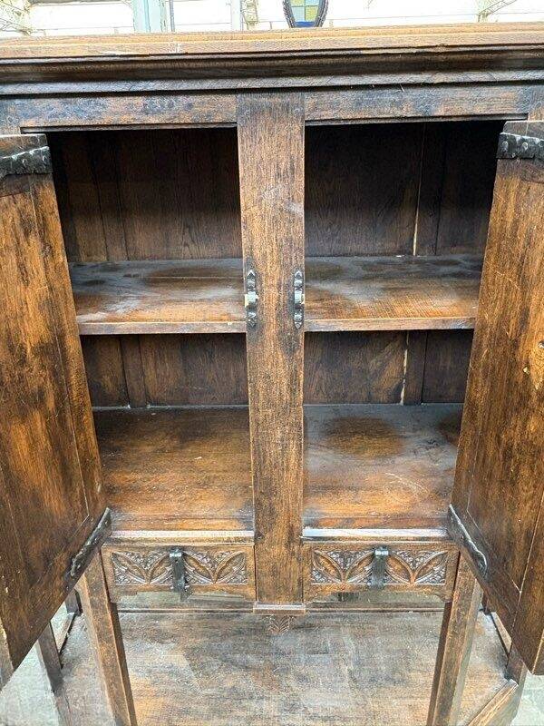 Magnificent sculpted neo-Gothic furniture