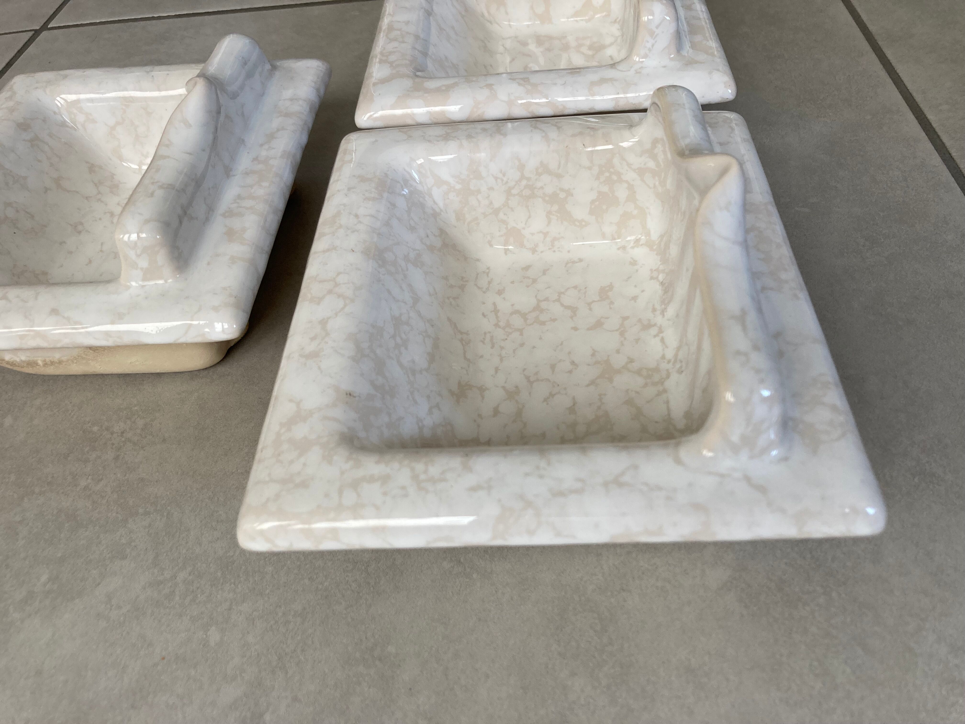 Wall mounted ceramic soap dish