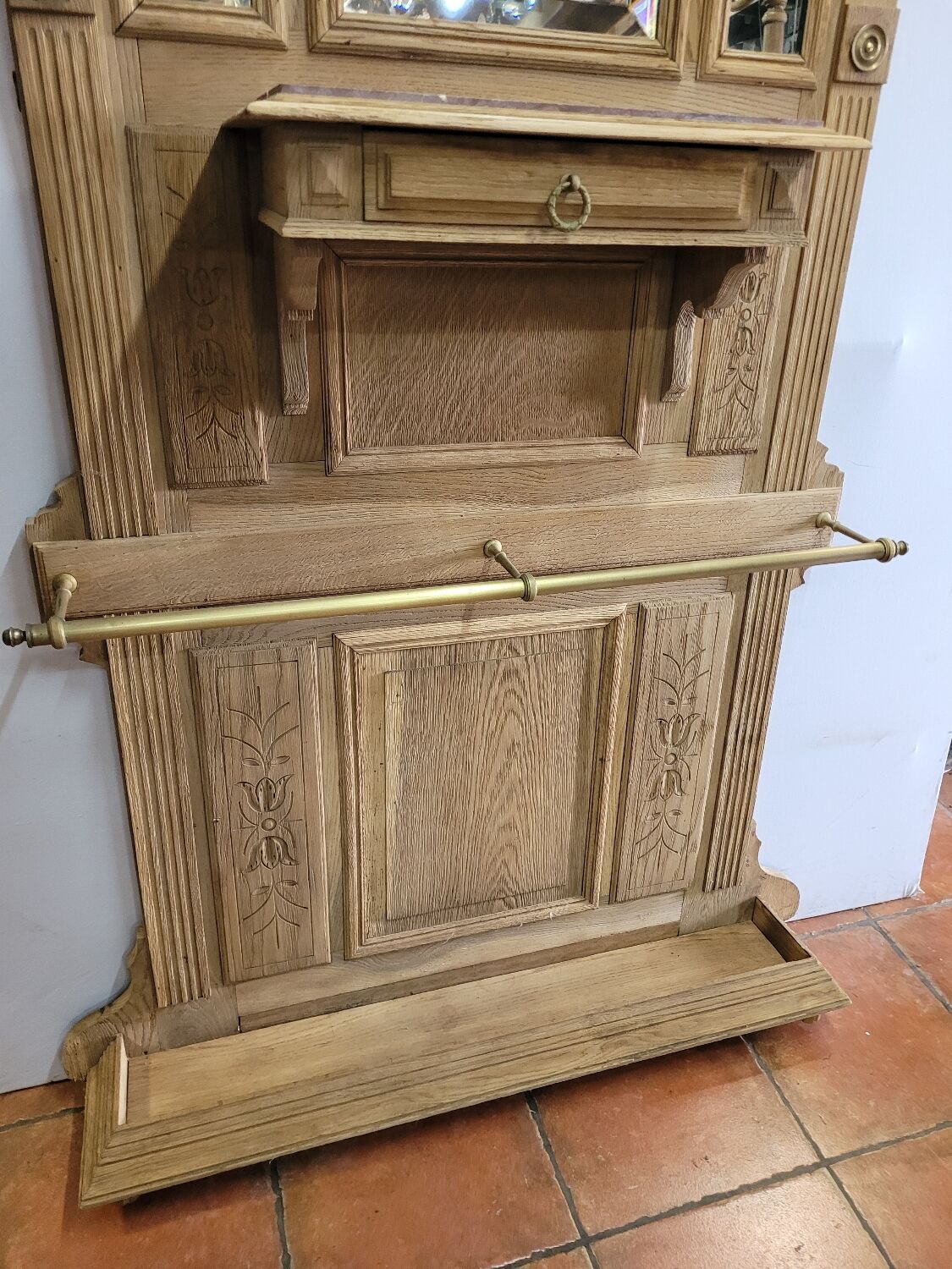 Old oak cloakroom