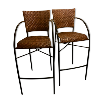 2 wicker bar stools