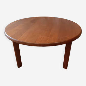 Scandinavian round coffee table in solid teak