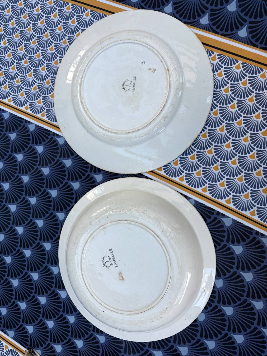 Service plates Badonviller