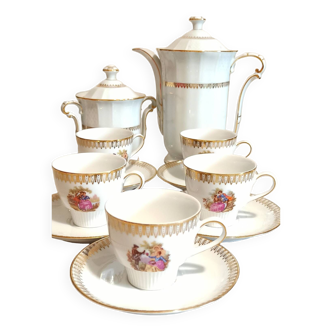 Porcelain tea set