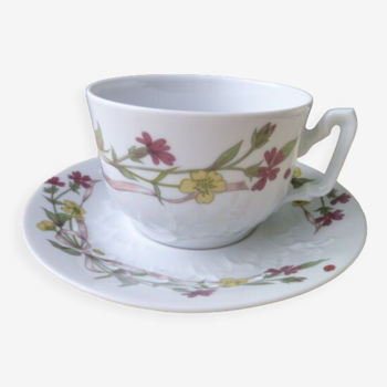 Lunch or chocolate or tea cup in L'Hirondelle porcelain