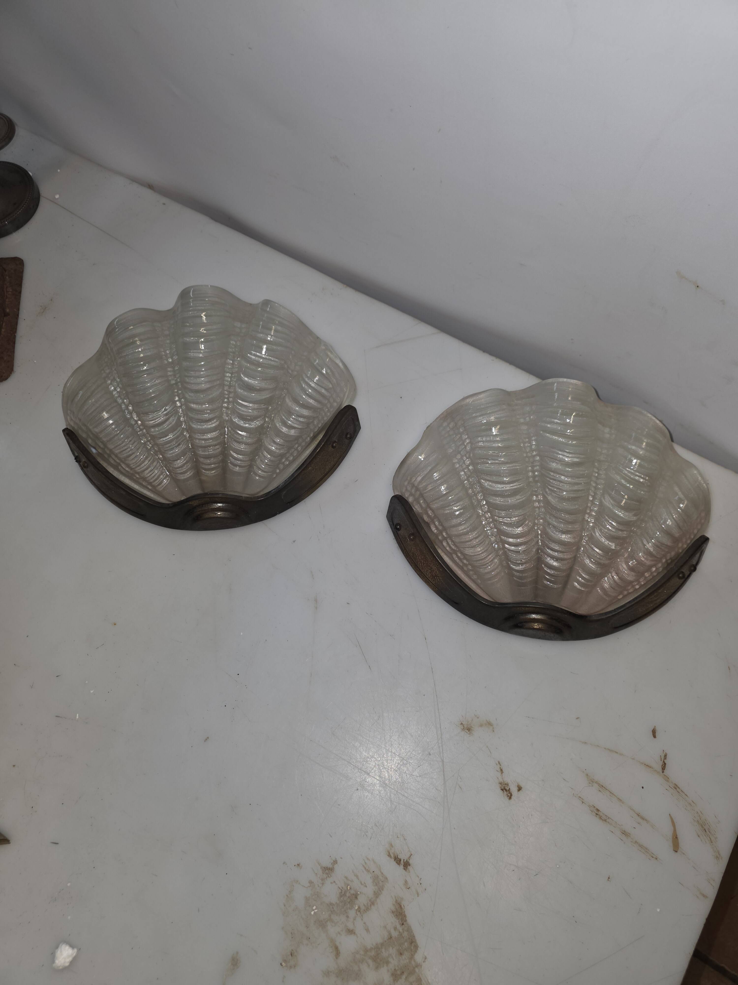 Pair of shell wall lights Art Deco 1930