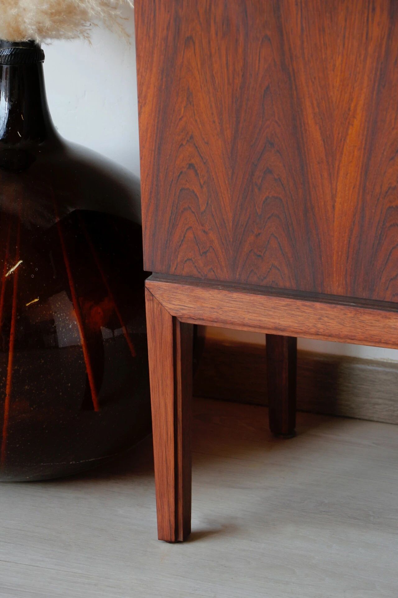 Enfilade vintage rosewood Palette Sideboard (1970)