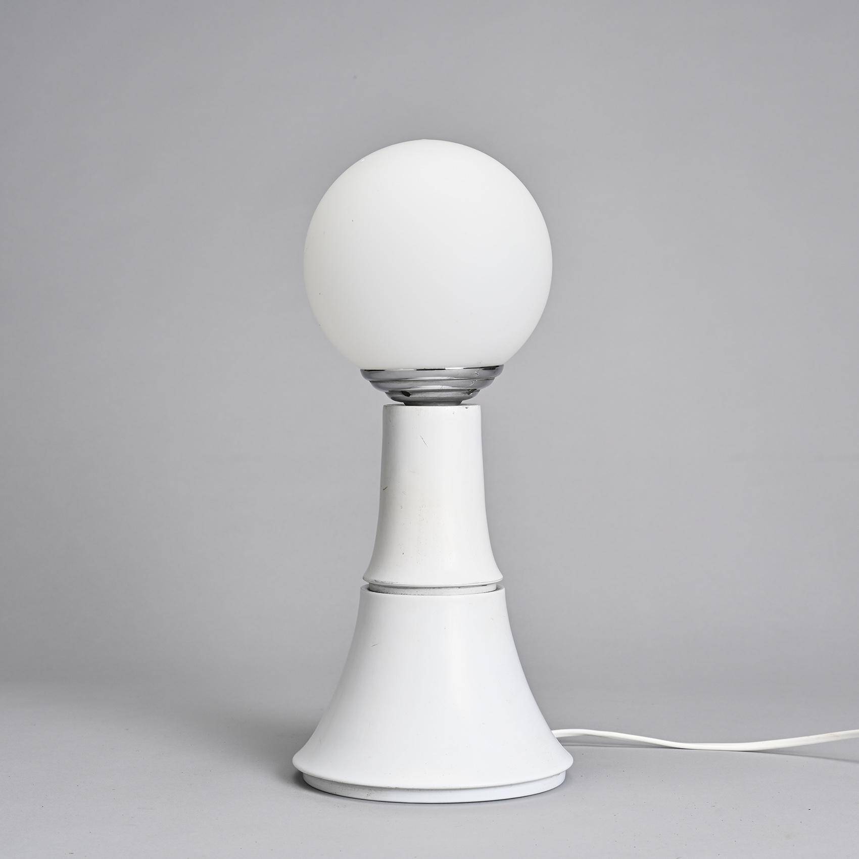 Pair of bedside lamps, circa 1970