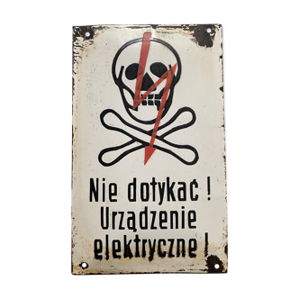 ancient emaillee plate danger death tete