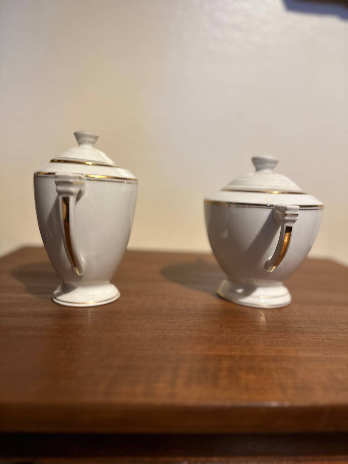 Sugar bowl and milk jug in Limoge porcelain