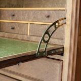 Magnificent 19th century secretary in walnut veneer.