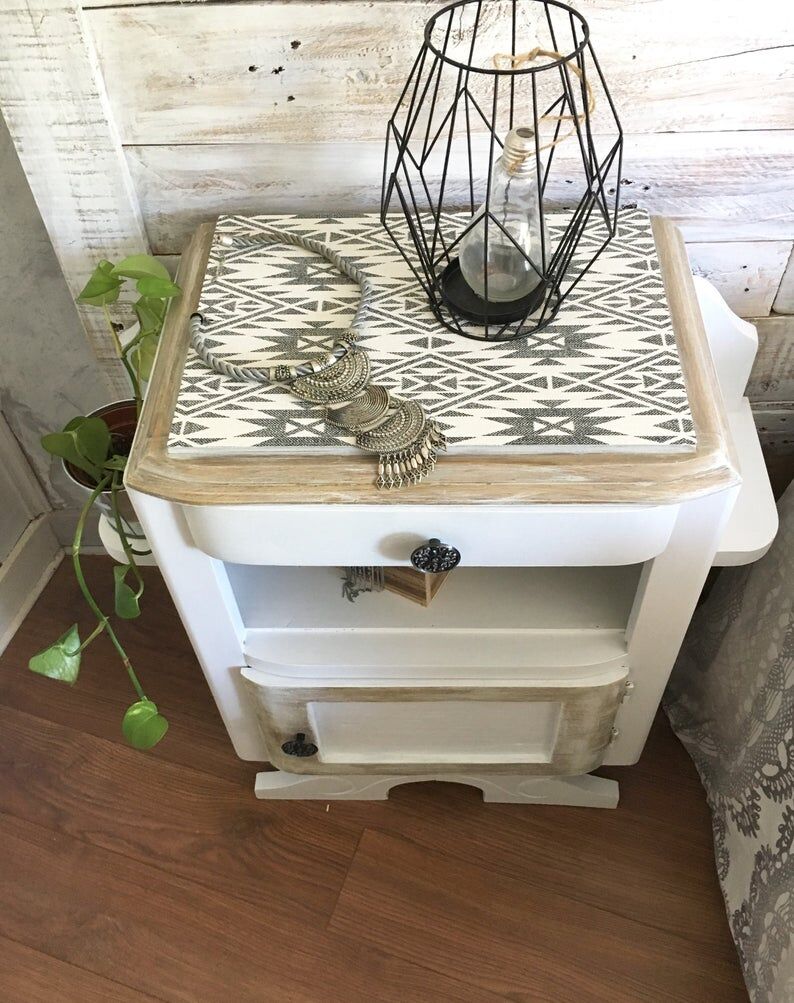 Vintage sofa tip or extra furniture