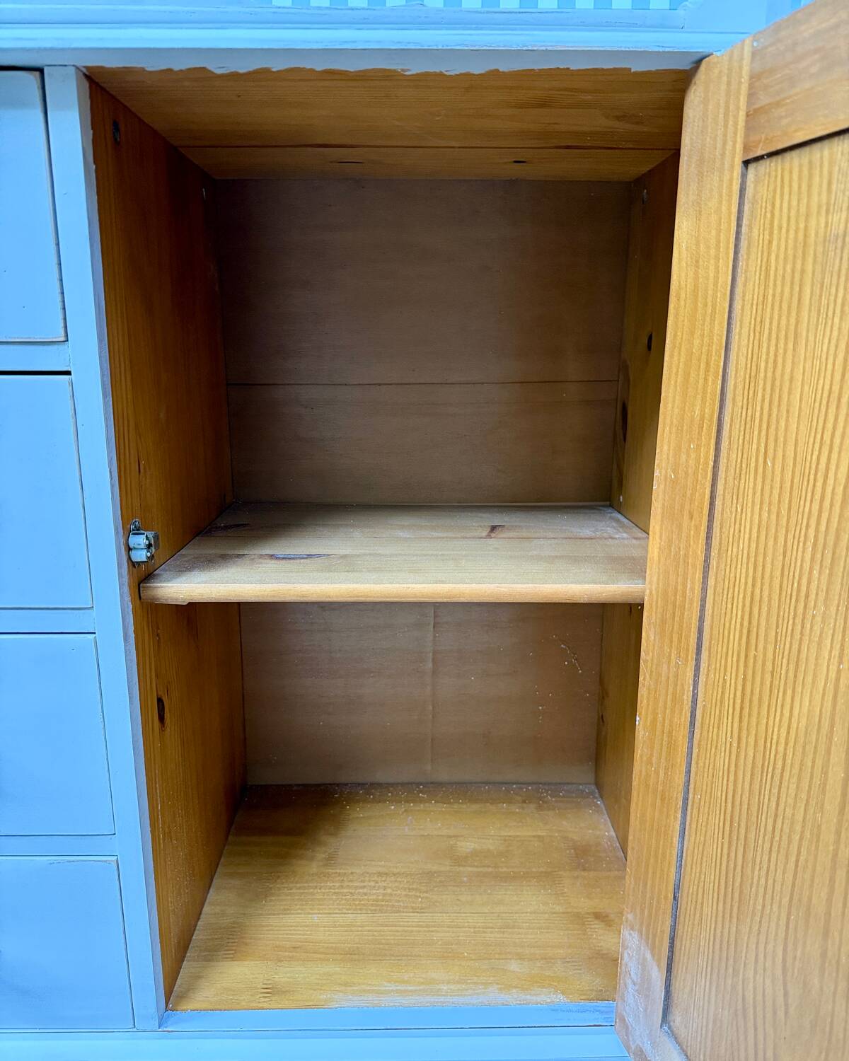 Enfilade vintage patinée (rénovée)
