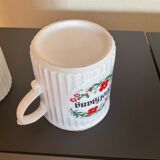 Kitsch old cups