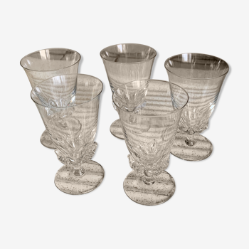 Set of 5 glasses with an elaborate foot