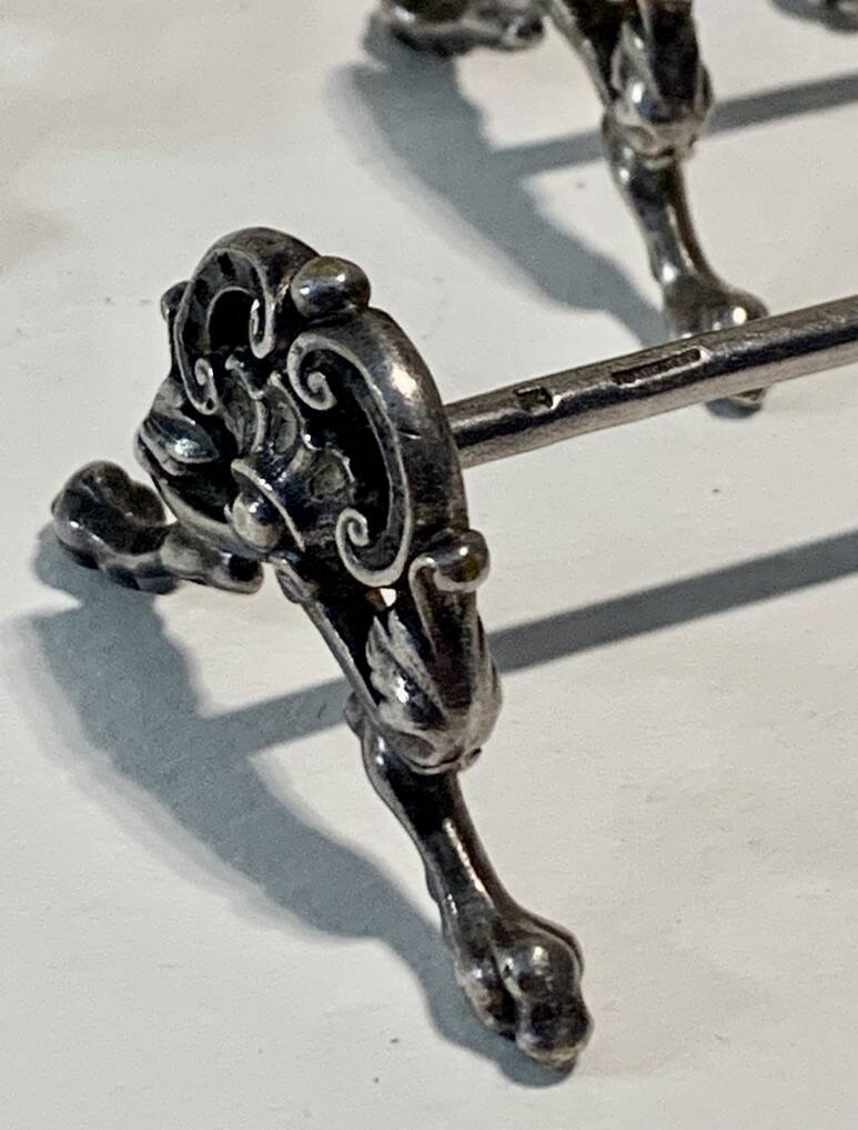 6 silver metal lion paw knife holders