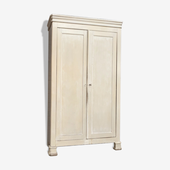 Wooden cabinet 2 doors